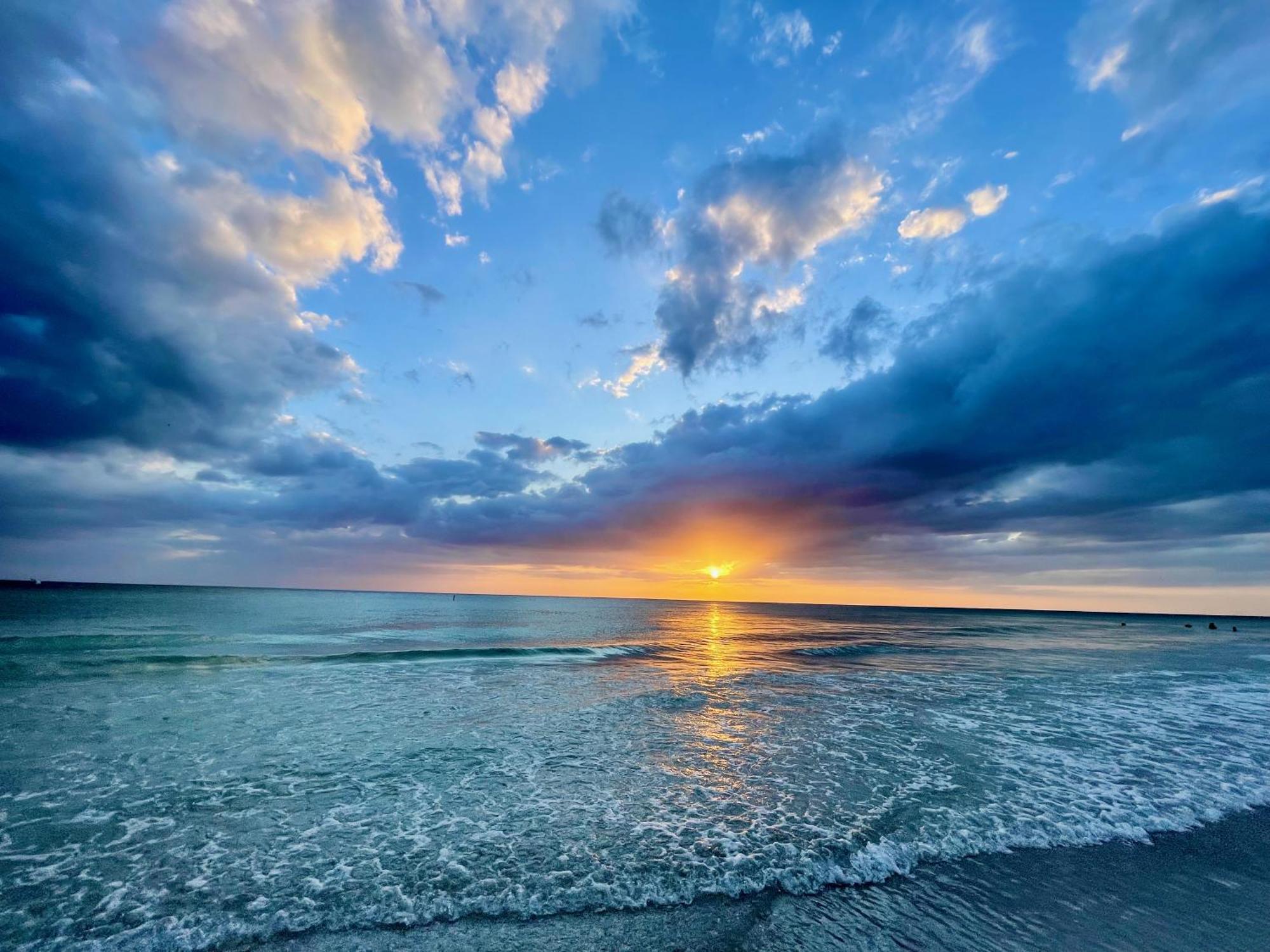 Stylish And Modern Shorewalk Condo Close To Top Beaches, Heated Pools, Hot Tub, Img Academy, Dining Bradenton Esterno foto